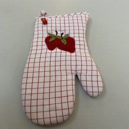 Oven Glove Strawberry checkered, 18 x 30 cm