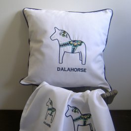 Pillowcase Dalahäst, white/ blå, 40 x 40 cm