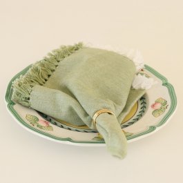 bomulls servett i olivgrön färg stilfull dukning