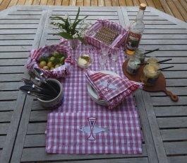 sill & snaps sill & nubbe textilserie med unik svensk design svenskt smörgåsbord