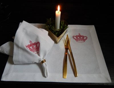 Placemat Crown, Red 33 x 45 cm