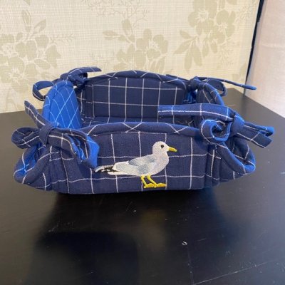 Breadbasket Seagull, blue checkered